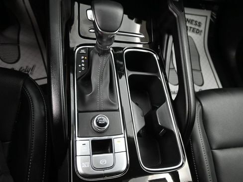 Used 2025 Kia Telluride S FWD image 20