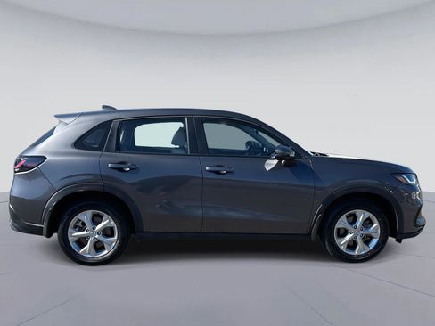 Certified 2023 Honda HR-V LX image 2