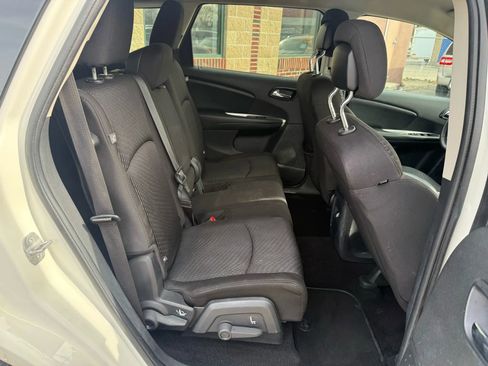 Used 2014 Dodge Journey SE w/ Flexible Seating Group image 27
