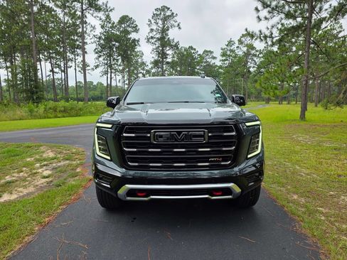 New 2026 GMC Yukon XL AT4 Ultimate AWD/4WD image 8
