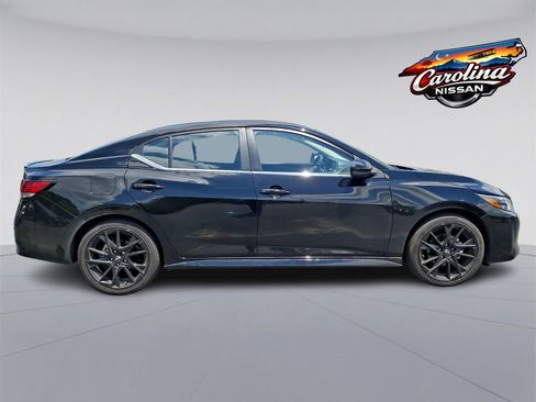 Used 2025 Nissan Sentra SR w/ Midnight Edition FWD image 7