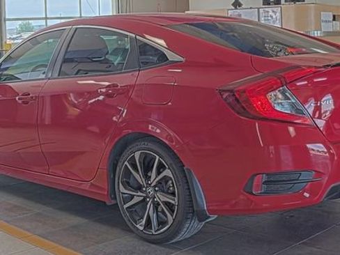 Used 2020 Honda Civic Sport image 2