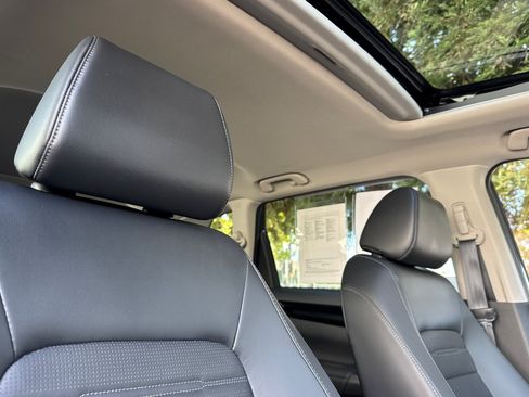 Used 2024 Honda CR-V EX-L image 14