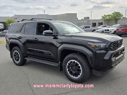 New 2026 Toyota 4Runner TRD Off-Road Premium AWD/4WD image 4