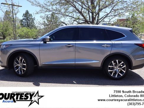 Used 2024 Acura MDX SH-AWD w/ Technology Package image 3