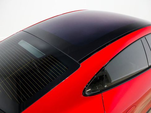 Used 2020 Porsche Taycan image 81