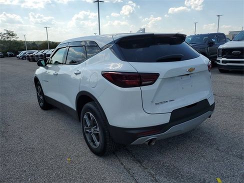 Used 2023 Chevrolet Blazer LT image 6