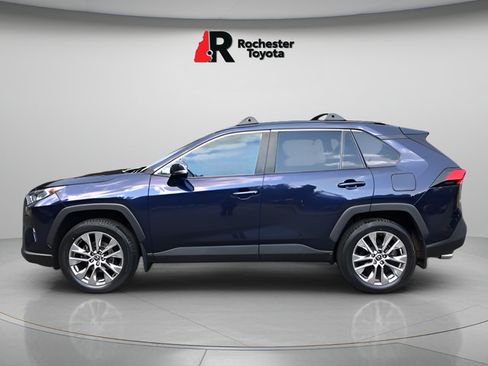 Certified 2021 Toyota RAV4 XLE Premium AWD/4WD image 4