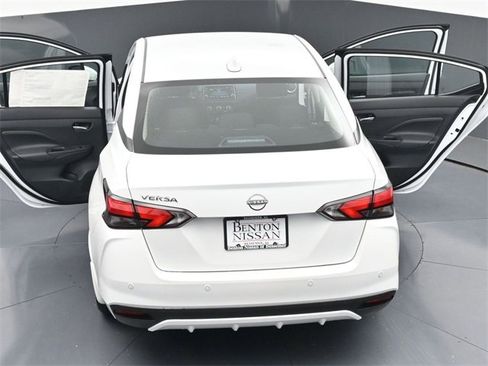 New 2025 Nissan Versa SV w/ Trunk Package image 43