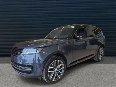 New 2025 Land Rover Range Rover SE
