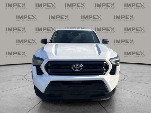 Used 2024 Toyota Tacoma SR image 8
