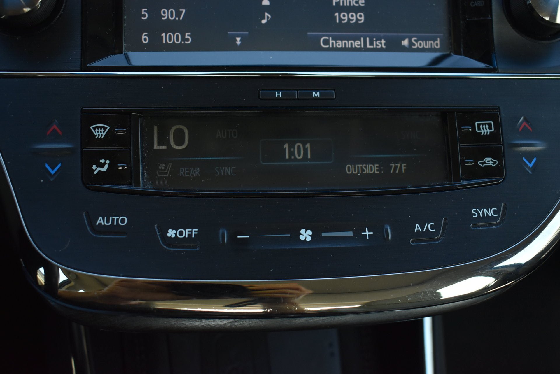 Used 2016 Toyota Avalon Limited w/ Toyota Safety Sense Package FWD image 29