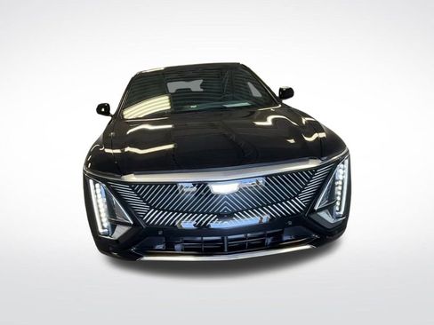 New 2025 Cadillac Lyriq Luxury image 4
