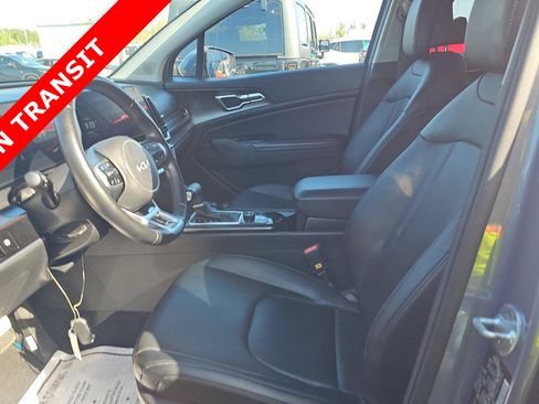 Used 2023 Kia Sportage EX image 5