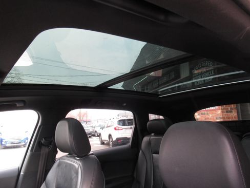 Used 2017 Audi Q7 3.0T Premium Plus image 36