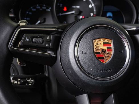 Certified 2026 Porsche Macan AWD/4WD image 20