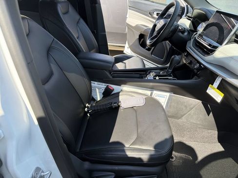 Certified 2026 Jeep Compass Limited AWD/4WD image 21