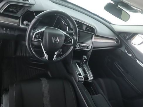 Used 2020 Honda Civic EX image 17