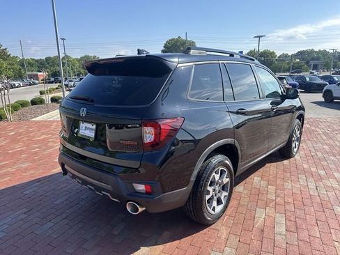 Certified 2023 Honda Passport TrailSport image 36