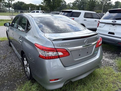 Used 2014 Nissan Sentra SR w/ SR Driver Package FWD image 13