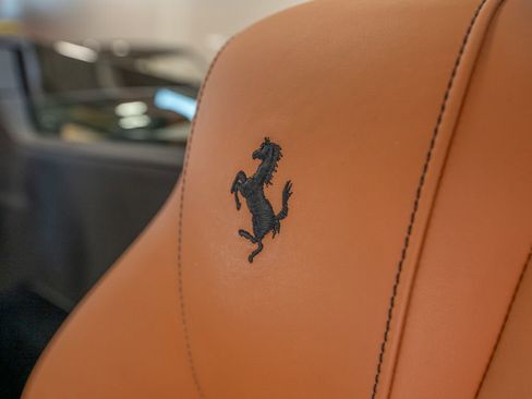 Used 2021 Ferrari F8 Tributo image 23