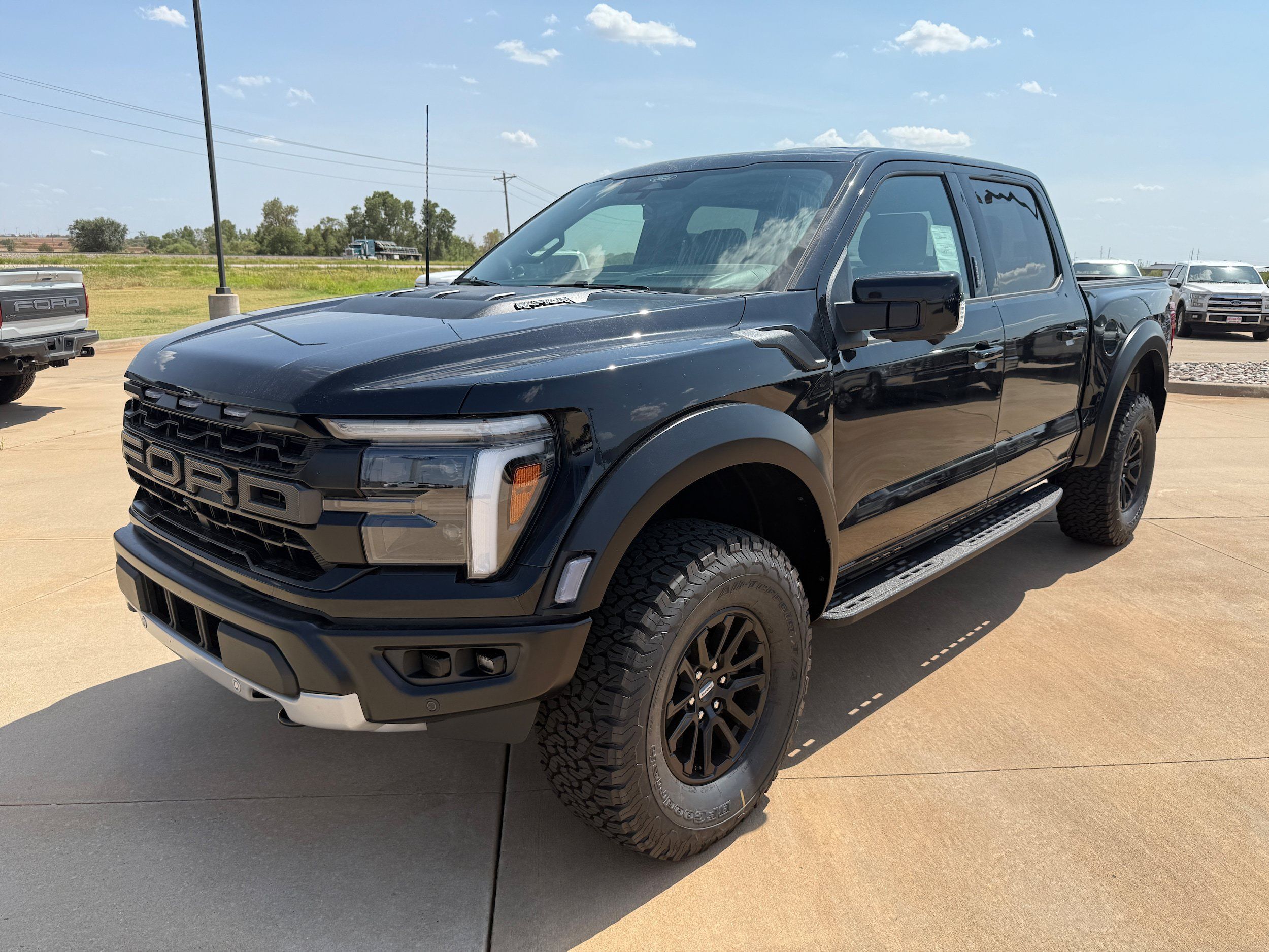New 2026 Ford F150 Raptor AWD/4WD image 3