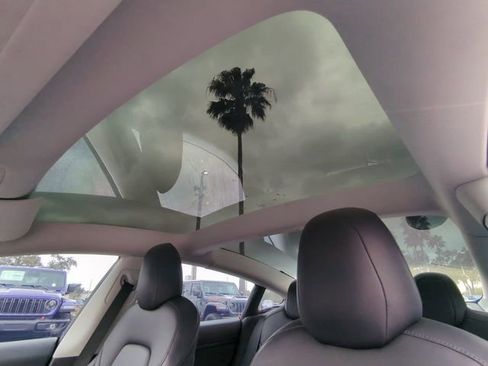 Used 2022 Tesla Model 3 Performance image 22