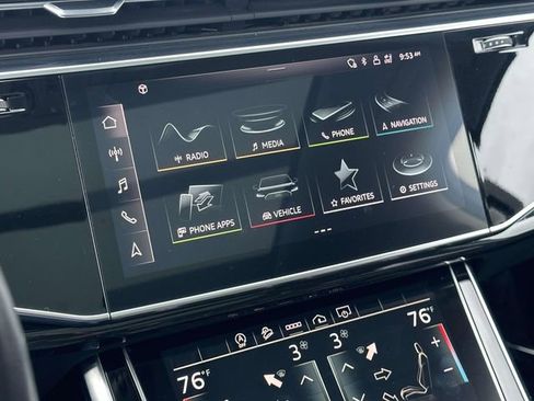 Used 2023 Audi Q7 3.0T Premium Plus image 32