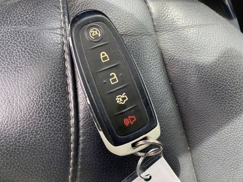 Used 2013 Ford Escape Titanium w/ Parking Technology Pkg AWD/4WD image 26