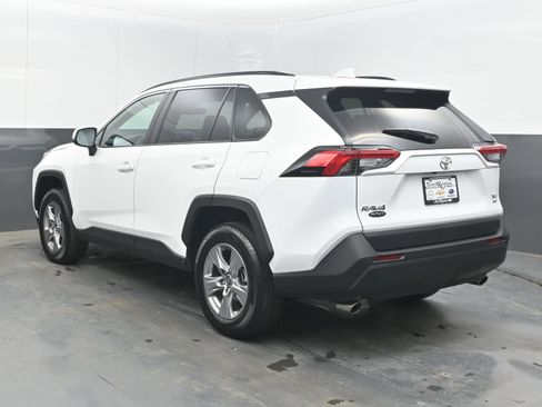 Used 2025 Toyota RAV4 XLE w/ Convenience Package image 8