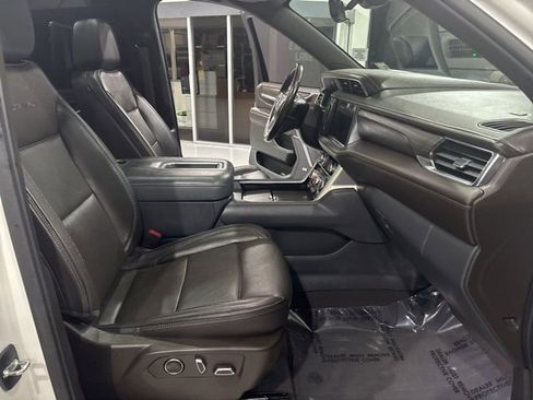 Used 2021 GMC Yukon Denali w/ Denali Ultimate Package image 25