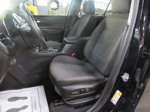 Used 2022 Chevrolet Equinox LT image 13