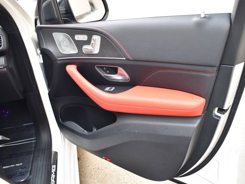 Used 2021 Mercedes-Benz GLE 53 AMG 4MATIC w/ AMG Night Package image 28