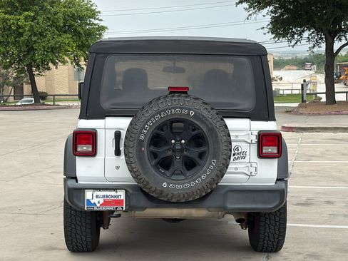 Certified 2020 Jeep Wrangler Sport AWD/4WD image 4