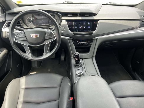 Used 2023 Cadillac XT5 Luxury AWD/4WD image 13