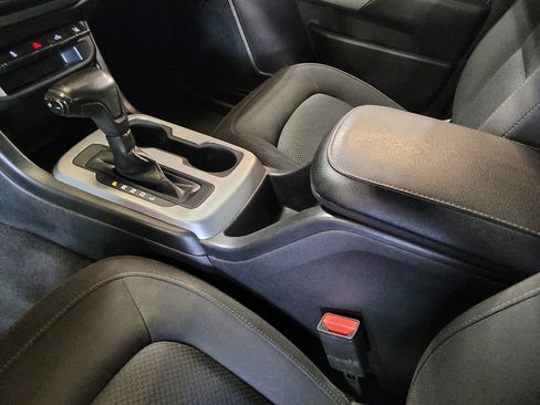 Used 2021 Chevrolet Colorado LT w/ Safety Package RWD image 26