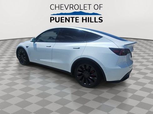 Used 2022 Tesla Model Y Performance AWD/4WD image 6