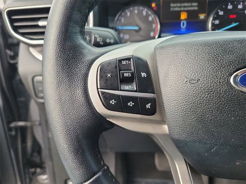 Used 2022 Ford Explorer XLT w/ Equipment Group 202A image 17