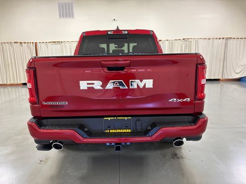 New 2026 RAM 1500 Laramie AWD/4WD image 7