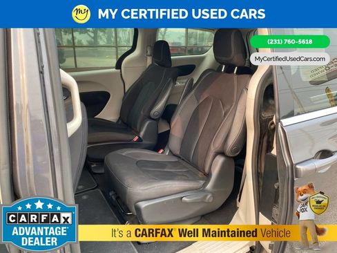 Used 2020 Chrysler Voyager LX w/ Cold Weather Group FWD image 23
