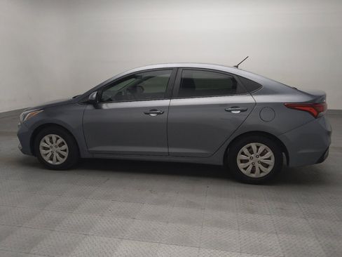 Used 2019 Hyundai Accent SE FWD image 3