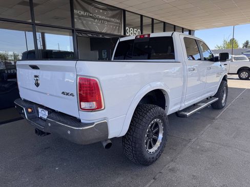 Used 2017 RAM 2500 Laramie AWD/4WD image 3