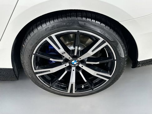 Used 2025 BMW 530i w/ M Sport Package image 32