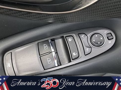 Used 2022 INFINITI Q60 Red Sport 400 w/ Carbon Fiber Package RWD image 18