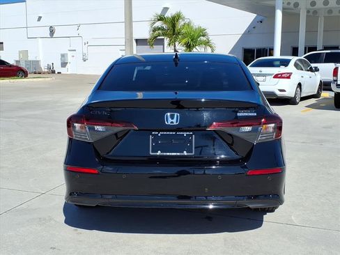 Used 2025 Honda Civic Sport Touring image 14
