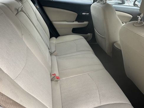 Used 2013 Chrysler 200 Touring image 13