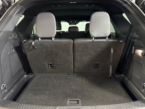 Used 2025 Ford Explorer ST-Line w/ ST-Line Street Pack AWD/4WD image 28