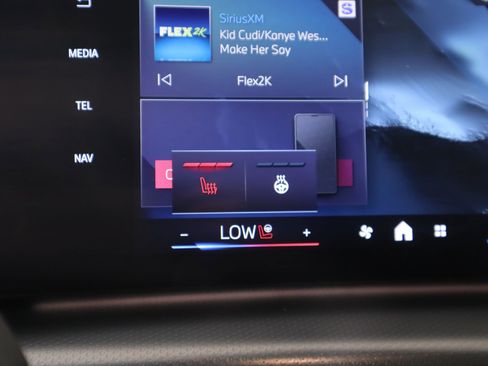 Used 2025 BMW X2 M35i image 7