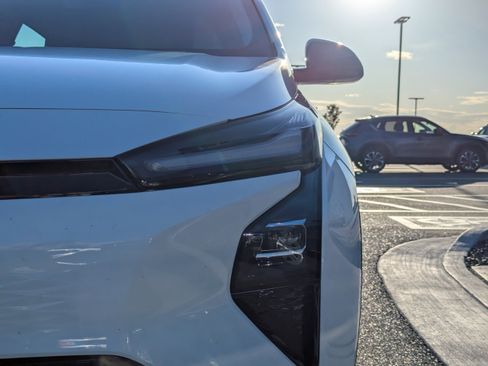 New 2027 Chevrolet Bolt RS FWD image 35