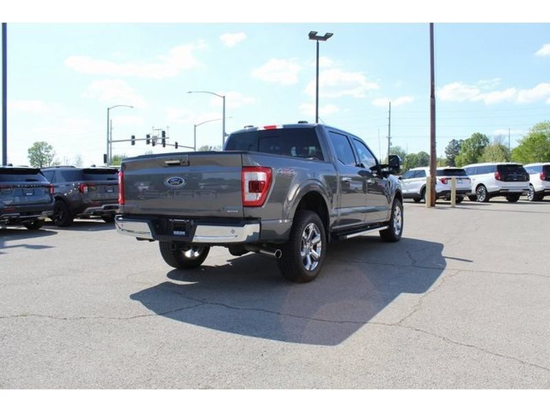 Used 2023 Ford F150 Lariat w/ Trailer Tow Package AWD/4WD image 5